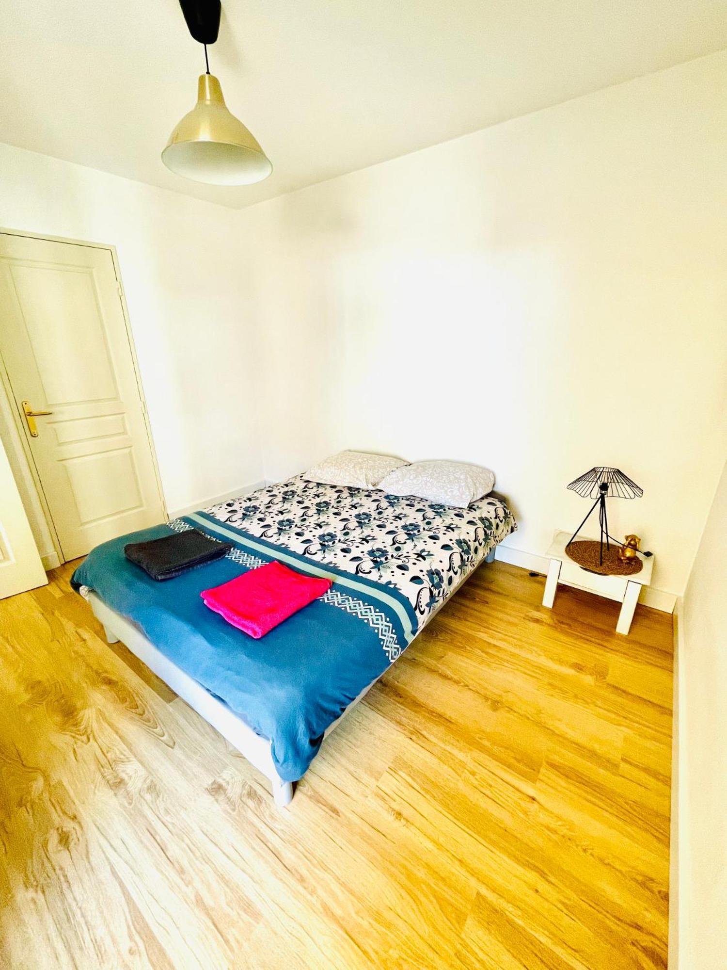 Appartement Avec Place De Parking Et Piscine Villefranche-sur-Saône Εξωτερικό φωτογραφία